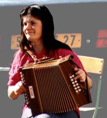 Monique Paquelier à l'accordéon diatonique